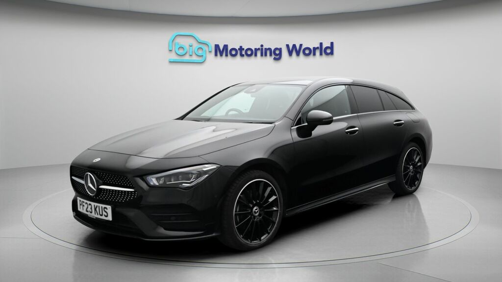 Mercedes-Benz CLA Class Amg Line Night Edition Black #3