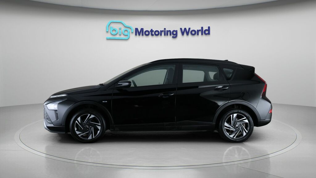Hyundai Bayon Se Connect LT23UHG Black #4