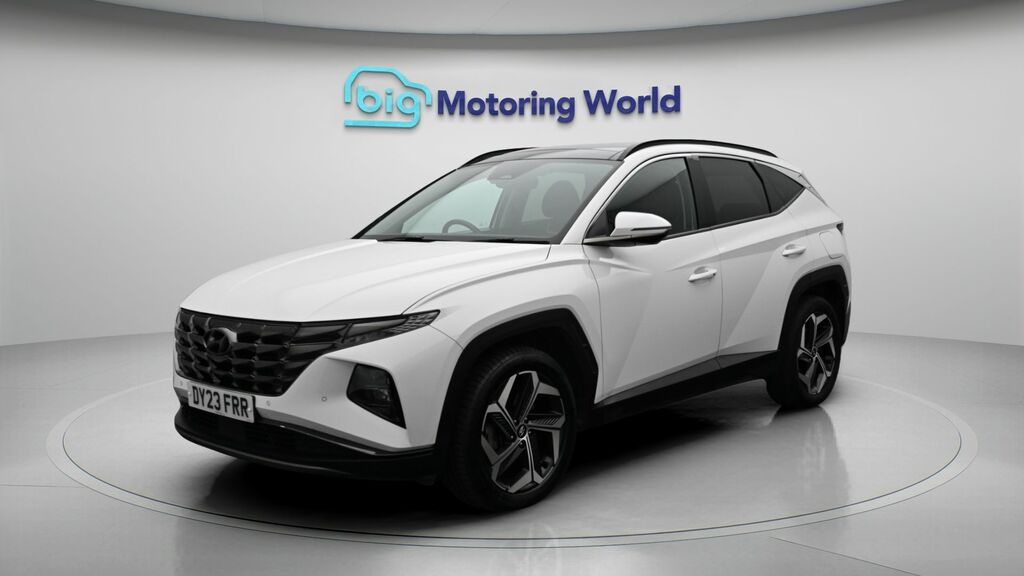 Hyundai Tucson Ultimate White #3