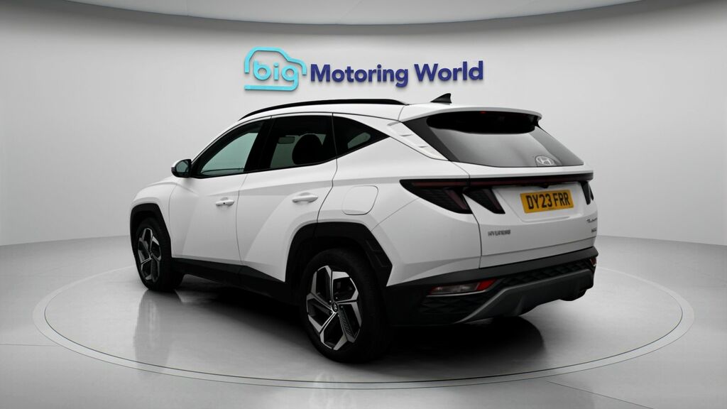 Hyundai Tucson Ultimate White #5