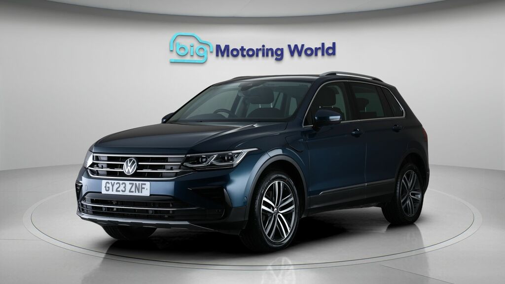 Volkswagen Tiguan Elegance Blue #3