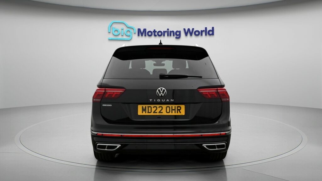 Volkswagen Tiguan Allspace R-line MD22OHR Black #6