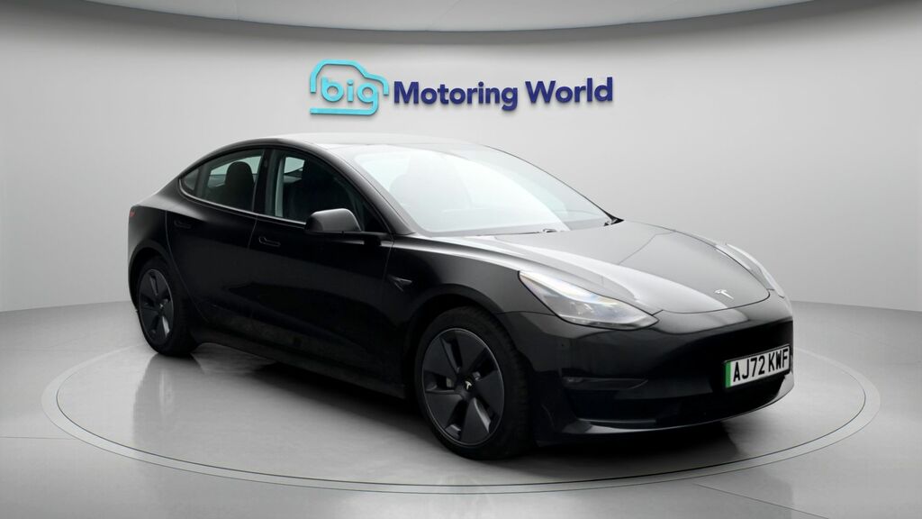 Tesla Model 3 Long Range AJ72KWF Black