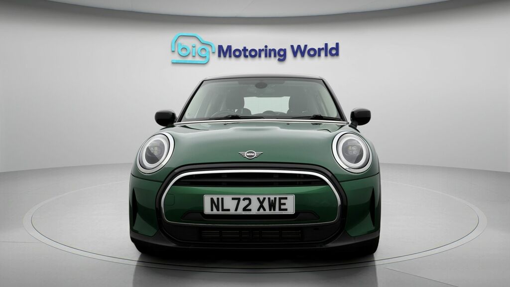 Mini Hatch Cooper Classic NL72XWE Green #2