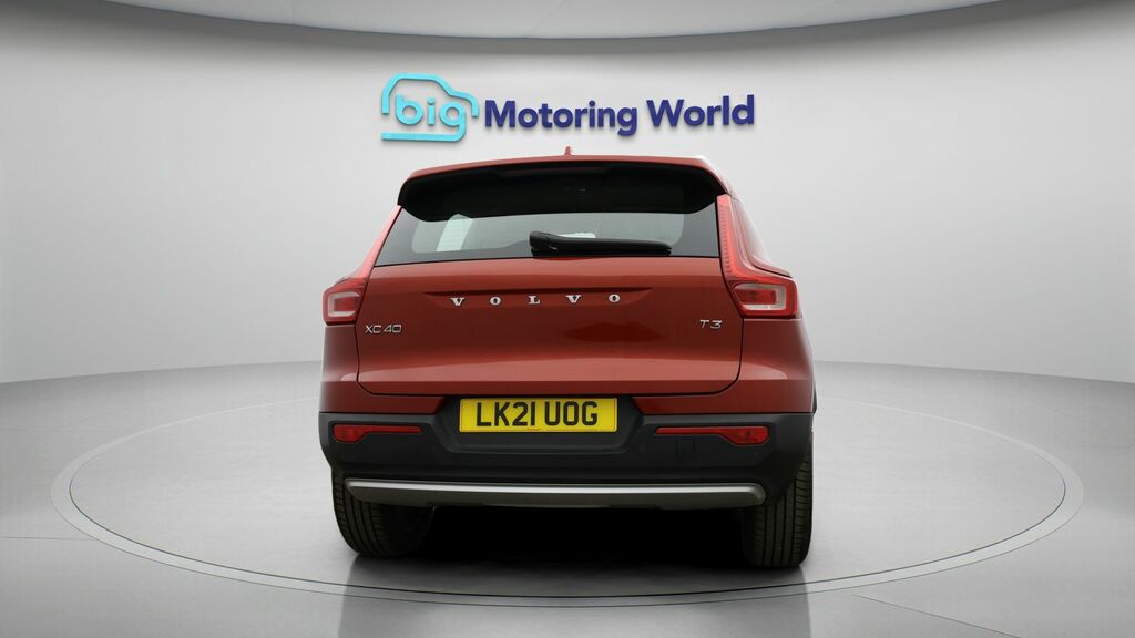 Volvo XC40 Inscription Red #6