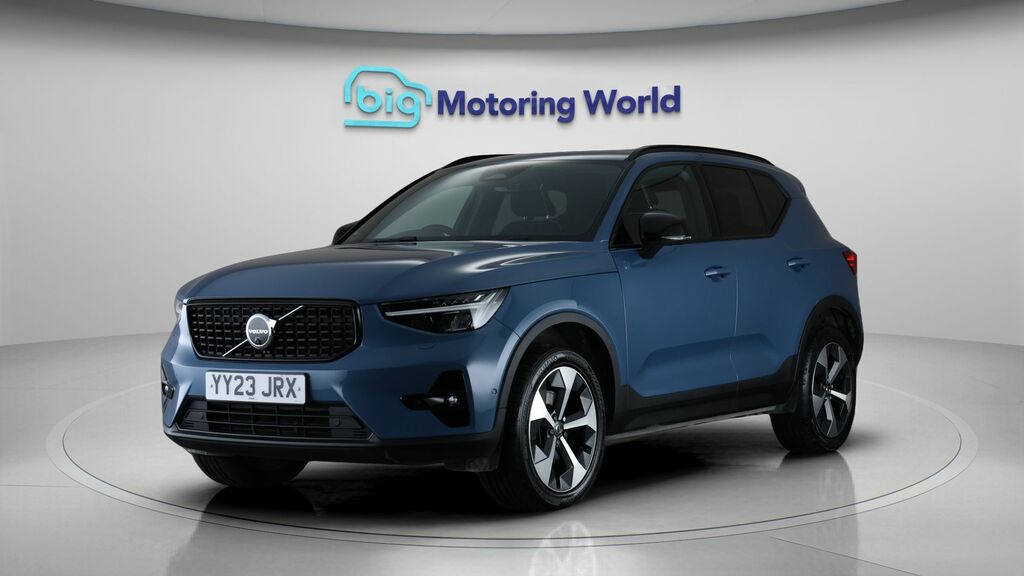 Volvo XC40 Ultimate Blue #3