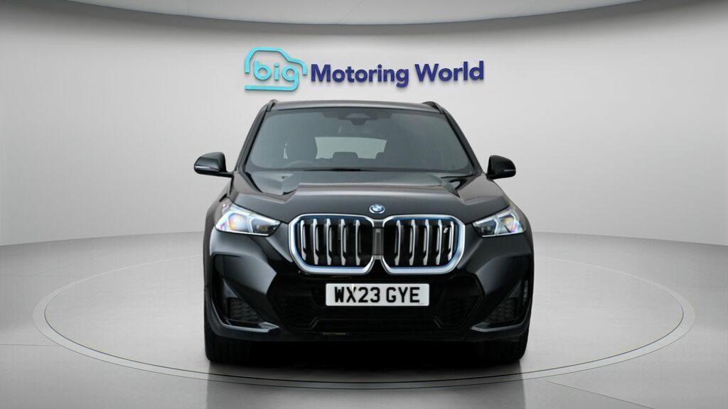 BMW iX1 M Sport Black #2
