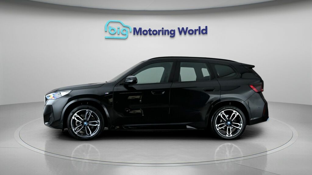 BMW iX1 M Sport Black #4