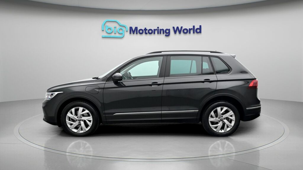 Volkswagen Tiguan Life Grey #4