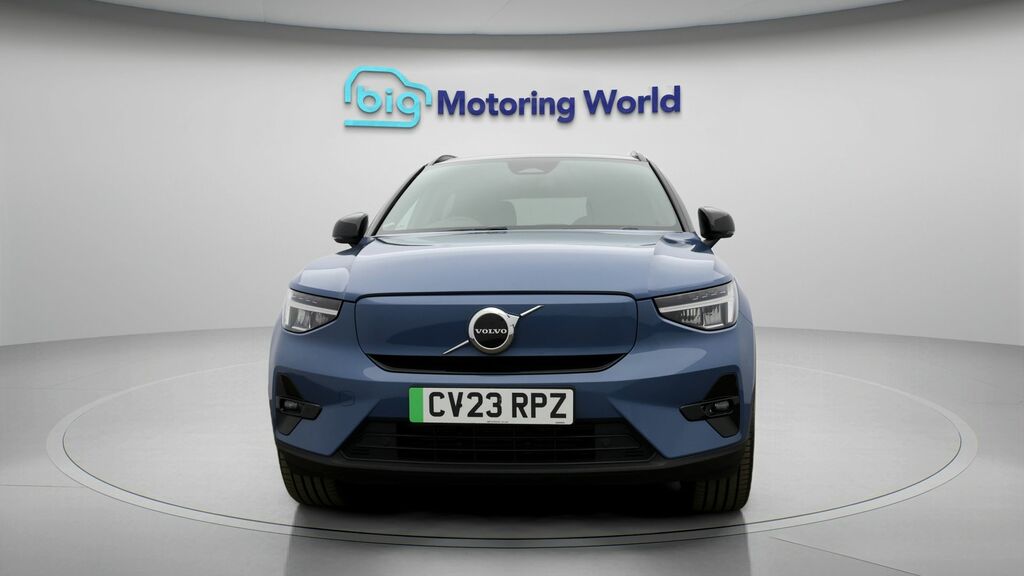 Volvo XC40 Plus CV23RPZ Blue #2