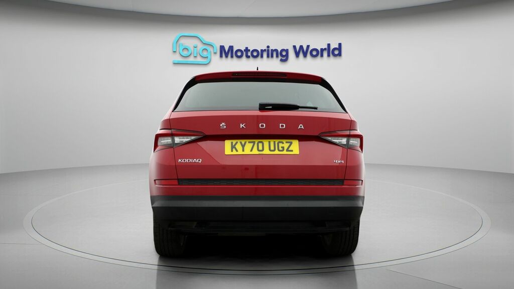 Skoda Kodiaq Edition Red #6