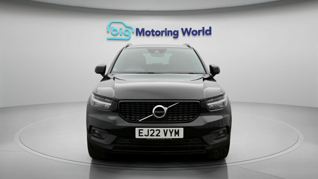 Volvo XC40 Ultimate Dark EJ22VYM Black #2