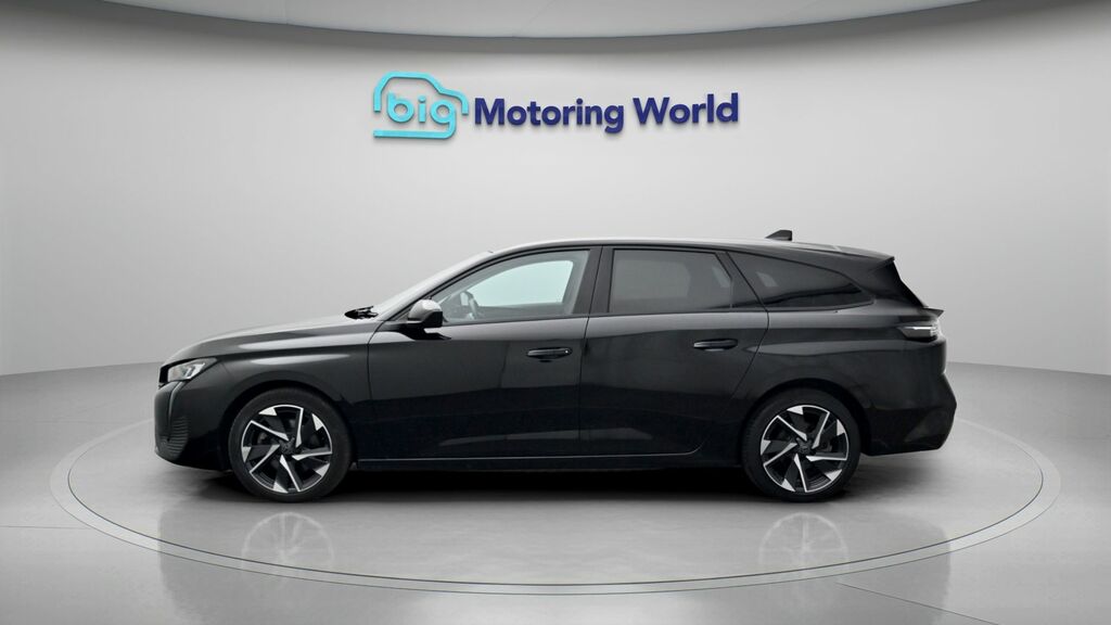Peugeot 308 SW Allure Premium Black #4