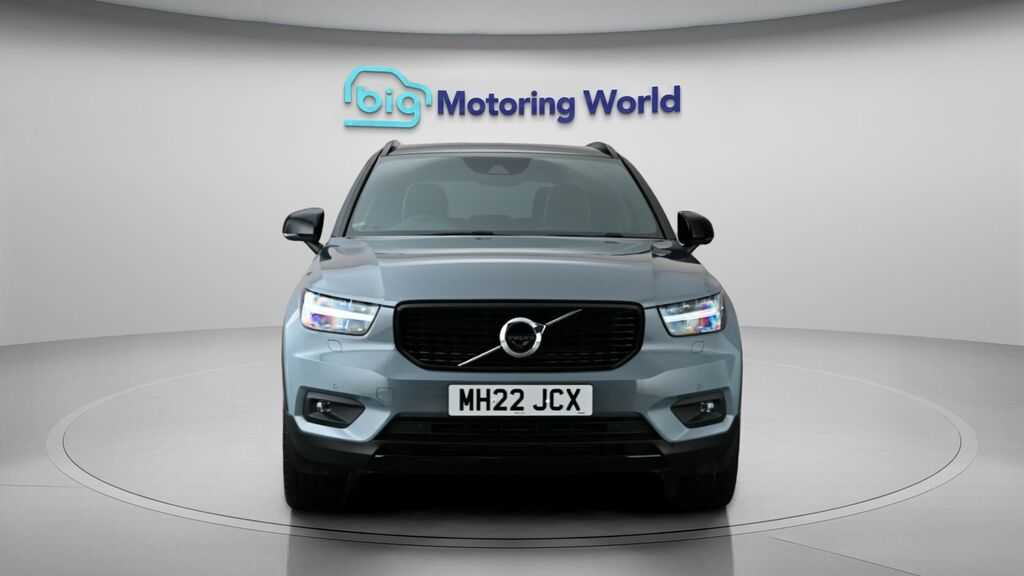 Volvo XC40 Ultimate Dark Grey #2