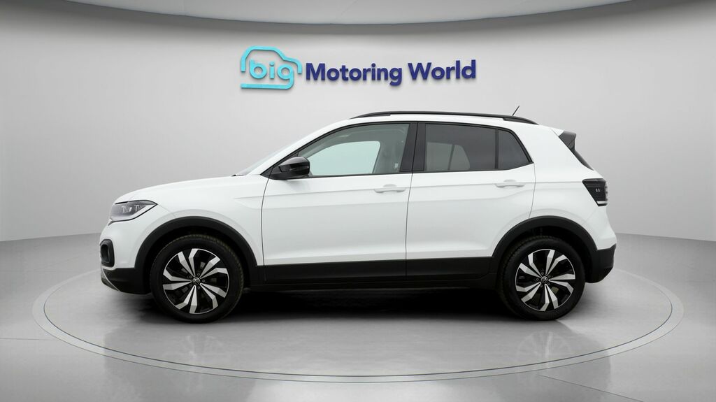 Volkswagen T-Cross Black Edition White #4