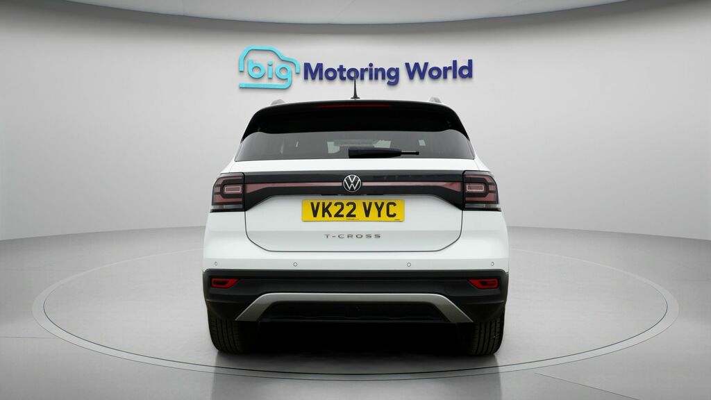 Volkswagen T-Cross Black Edition White #6