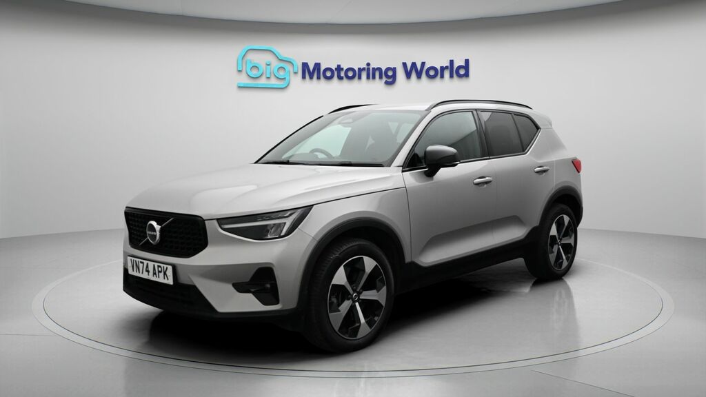 Volvo XC40 Plus Dark VN74APK Silver #3
