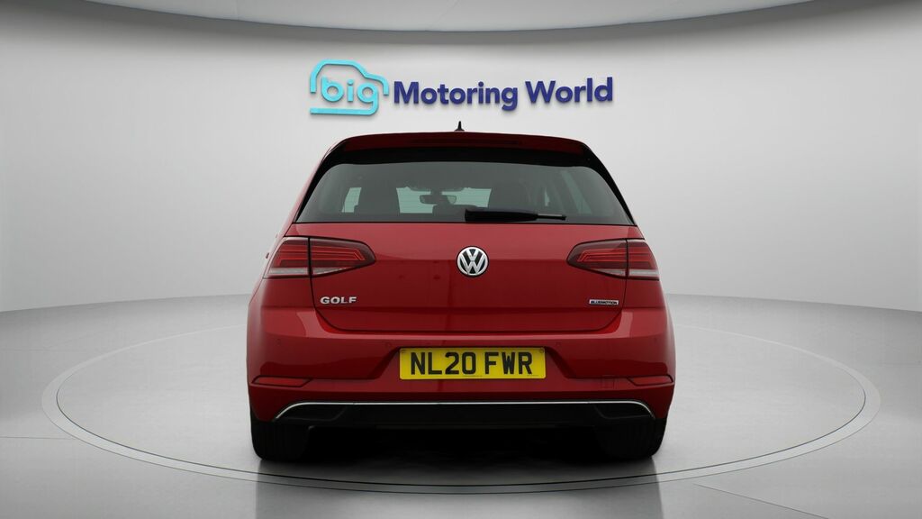 Volkswagen Golf Match Edition Red #6