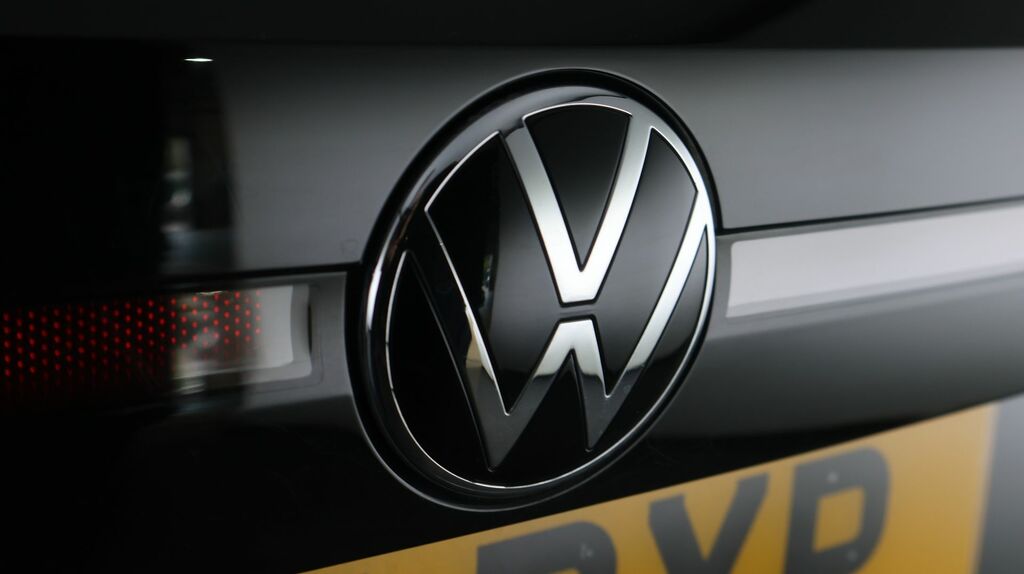 Volkswagen T-Cross 1.0 Tsi 110Ps Se Dsg Hatchback Blue #24