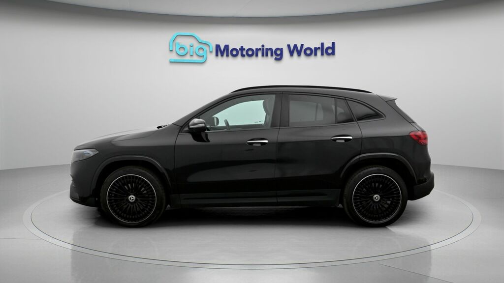 Mercedes-Benz EQA Amg Line Black #4