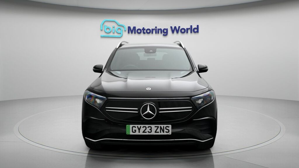 Mercedes-Benz EQB Amg Line Black #2