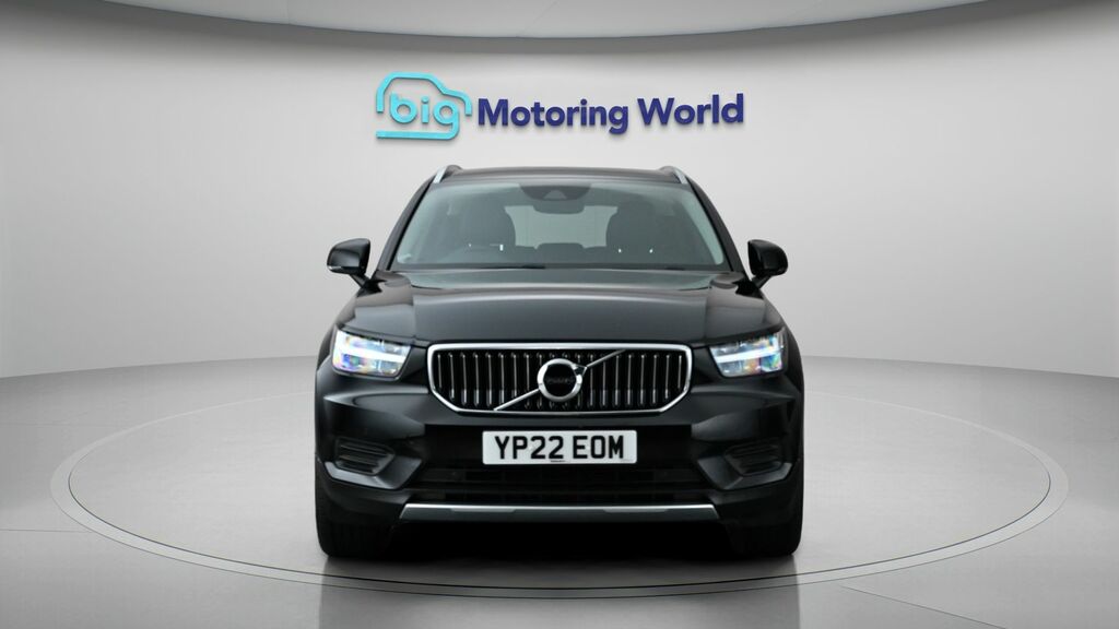 Volvo XC40 Inscription Black #2