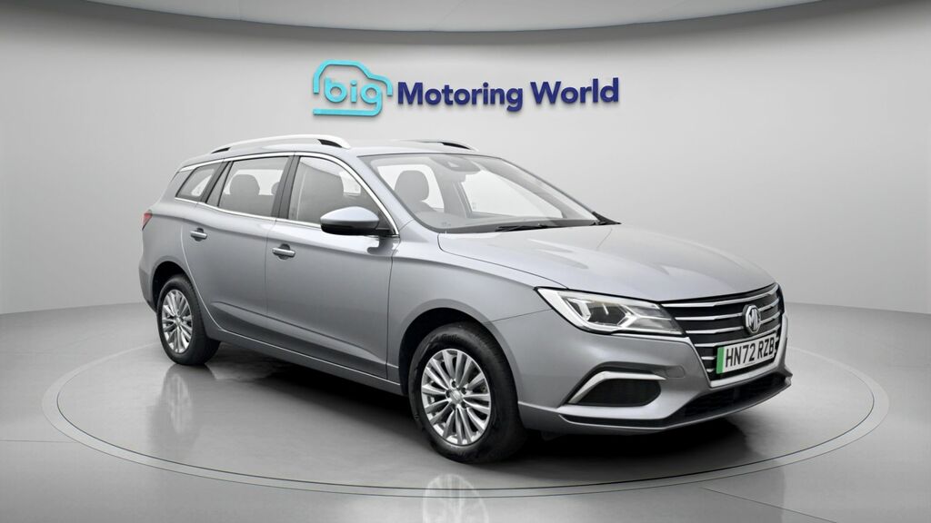 MG MG5 Exclusive Long Range Silver
