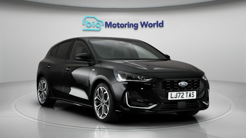 Ford Focus St-line Vignale LJ72TAS Black #2