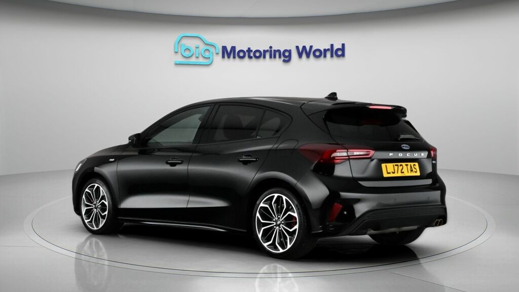 Ford Focus St-line Vignale LJ72TAS Black #5