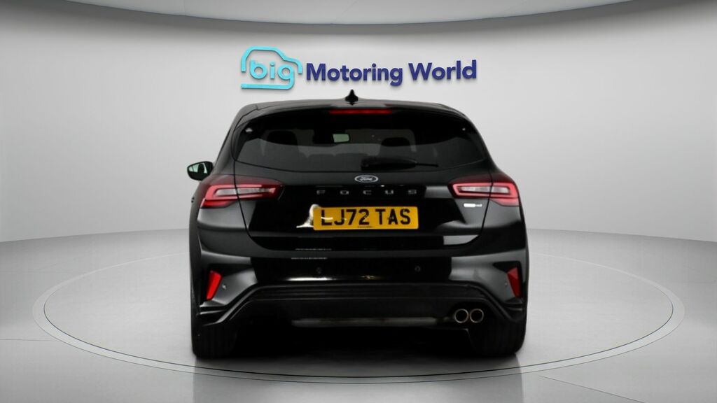 Ford Focus St-line Vignale LJ72TAS Black #6