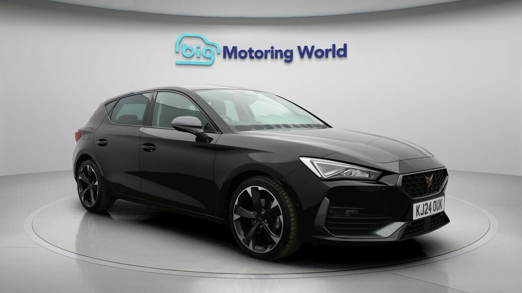 Cupra Leon V1 KJ24OUK Black