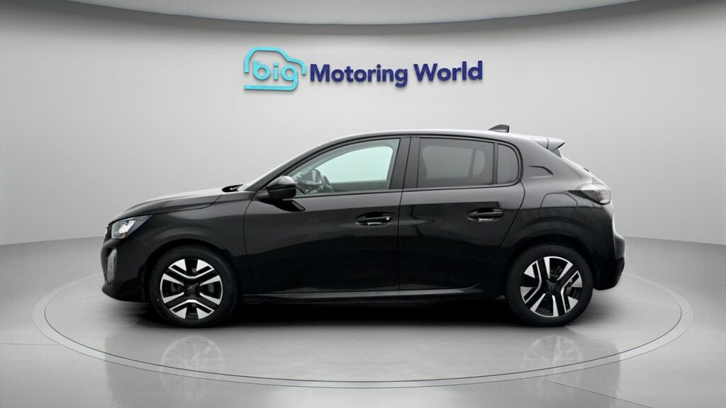 Peugeot 208 Allure MJ74PDV Black #4