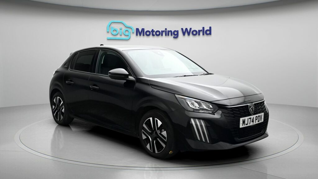 Peugeot 208 Allure Black
