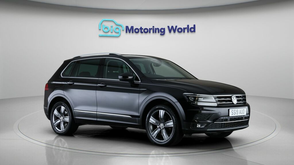 Volkswagen Tiguan Sel Black