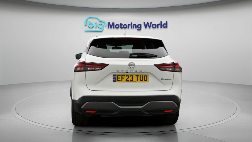 Nissan Qashqai N-connecta EF23TUO White #6