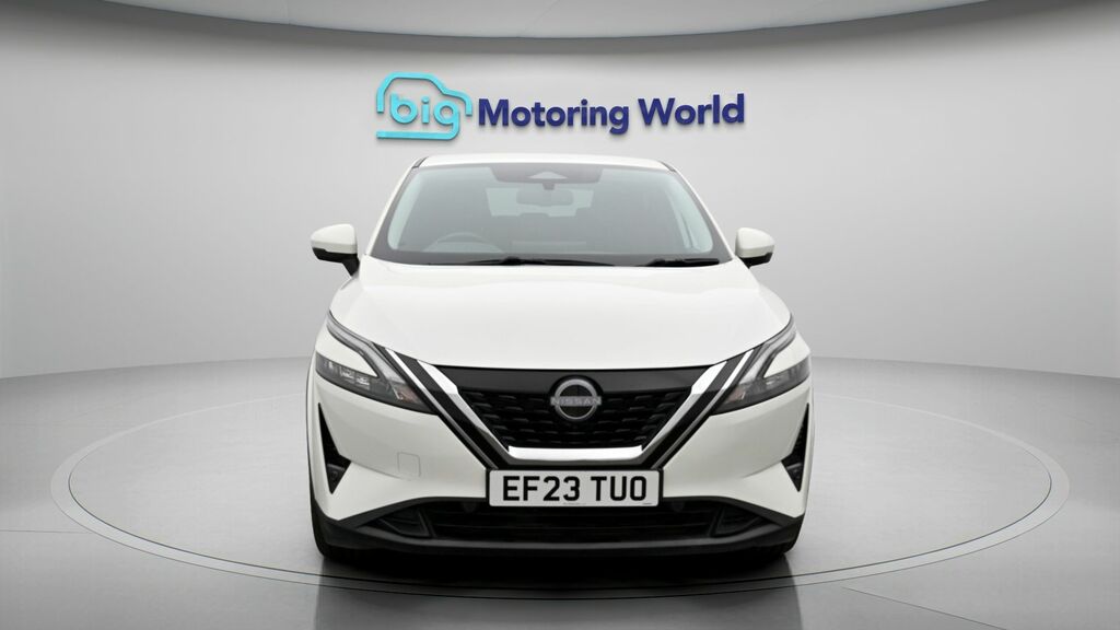 Nissan Qashqai N-connecta EF23TUO White #2