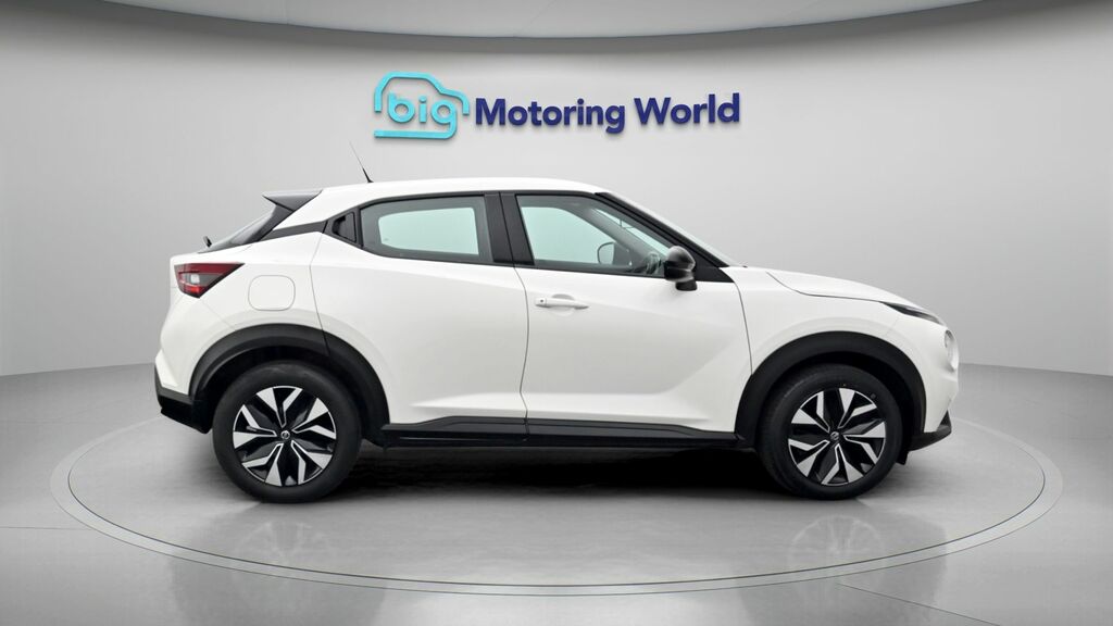 Nissan Juke 1.0 Dig-t Acenta Suv Euro 6 Ss White #8