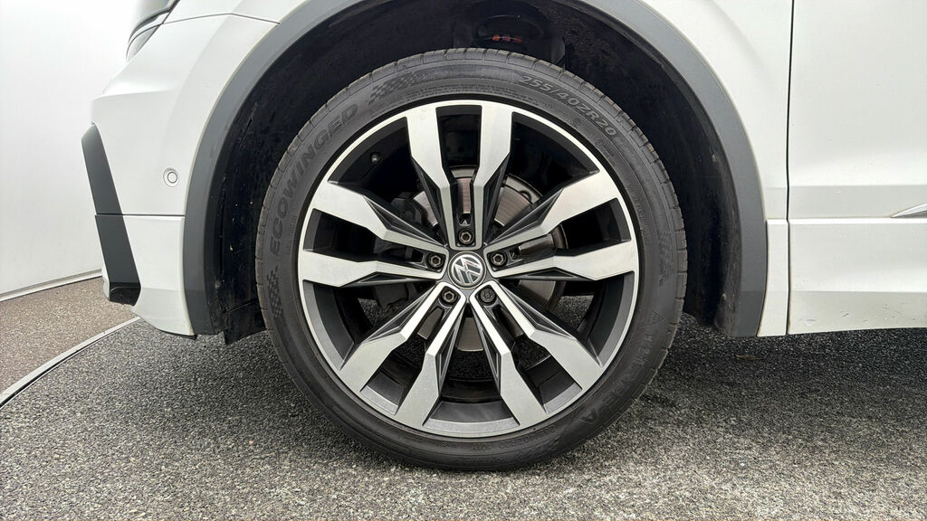 Volkswagen Tiguan Allspace 2.0 Tdi 190 4Motion Sel Dsg Black #17
