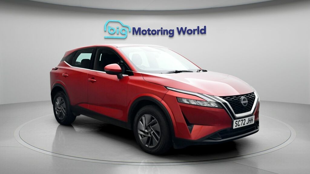 Nissan Qashqai Acenta Premium SC72JHH Red