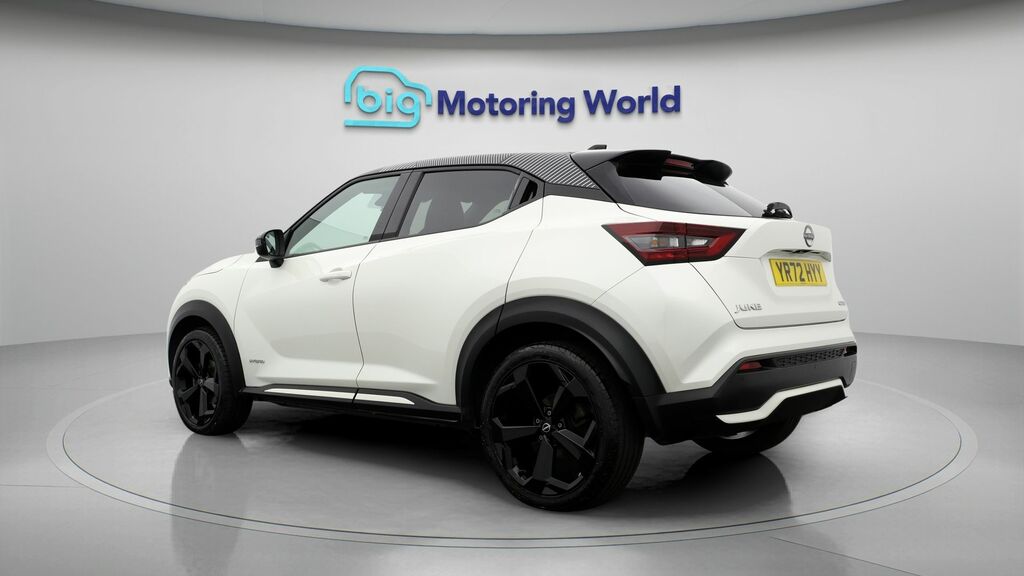 Nissan Juke Premiere Edition YR72HYY White #5