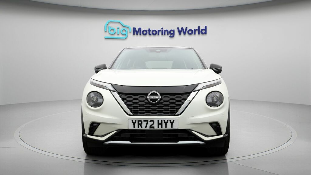 Nissan Juke Premiere Edition YR72HYY White #2