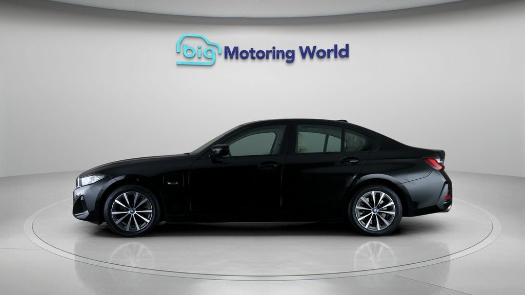 BMW 3 Series Sport Black #4