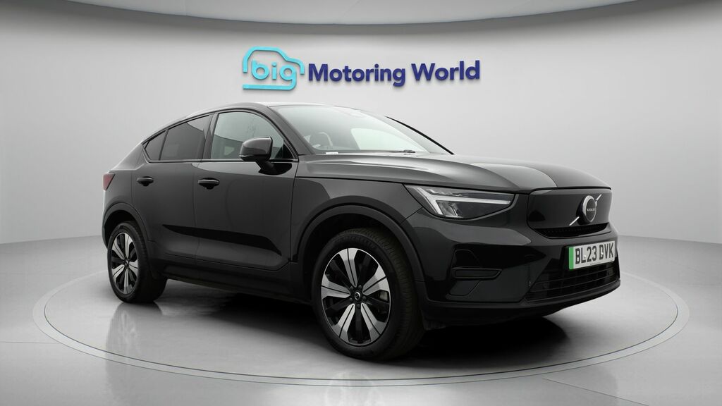 Volvo C40 Core Black