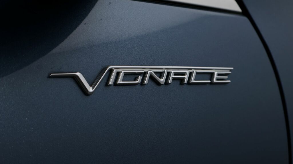 Ford Kuga 2.5H Duratec Vignale Suv Hybrid Cvt Eur Silver #22