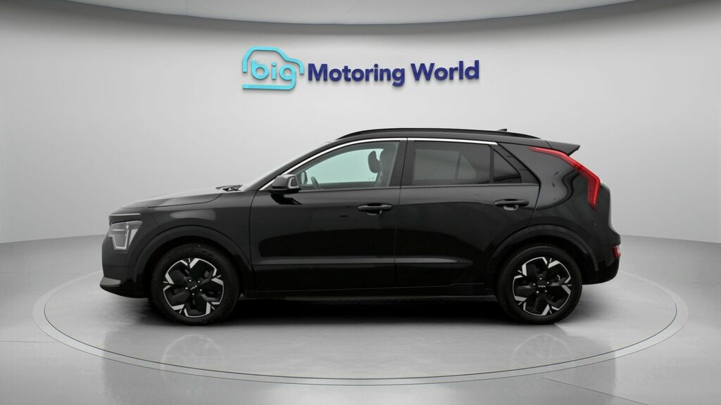 Kia Niro 3 LF73MLK Black #4