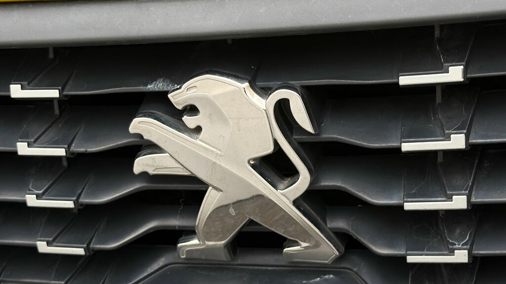Peugeot 208 1.2 Puretech Allure Premium Hatchback  #20