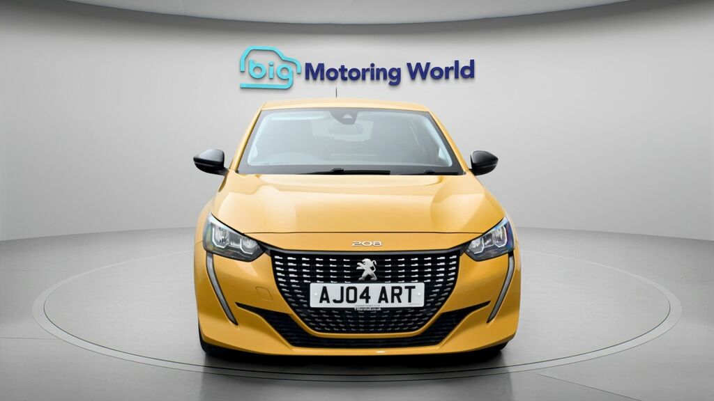 Peugeot 208 Allure Premium Yellow #2