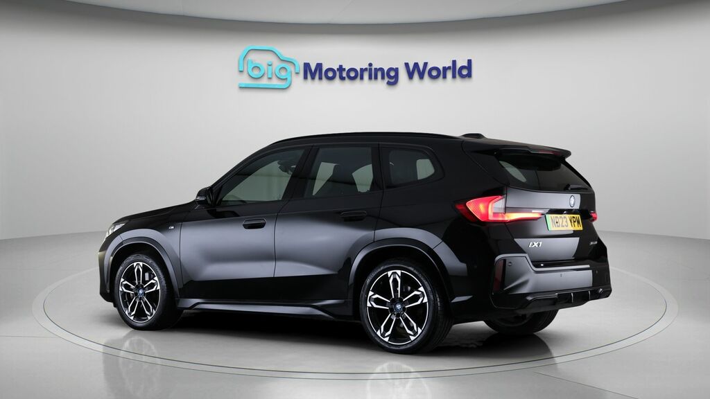 BMW iX1 M Sport Black #5