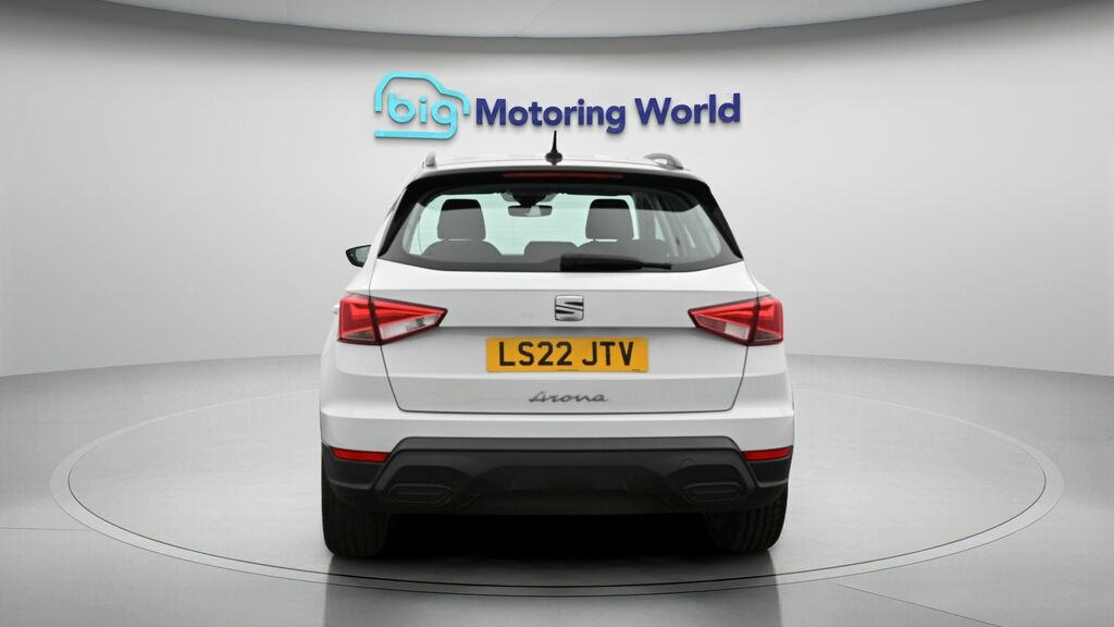Seat Arona Se White #6