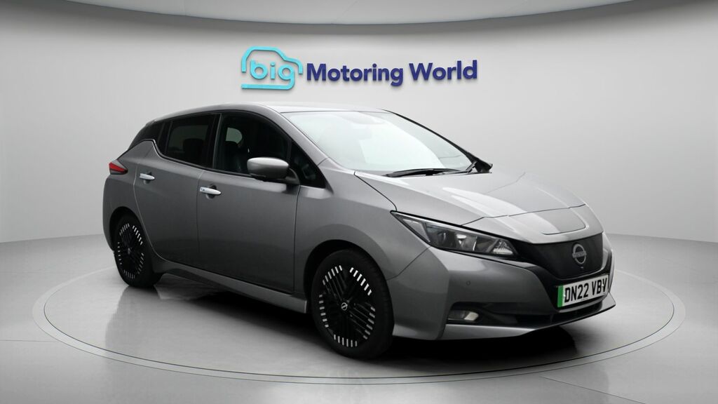 Nissan Leaf N-connecta Grey